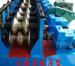 護(hù)欄板成型機(jī) 高速公路護(hù)欄成型機(jī)