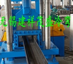 護(hù)欄板成型機(jī) 操作簡(jiǎn)單方便