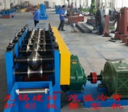 護(hù)欄板成型機(jī) 耗能少